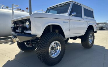 Ford-Bronco-2-door-1971-White-Charcoal-31
