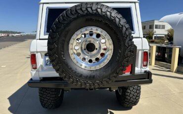 Ford-Bronco-2-door-1971-White-Charcoal-41
