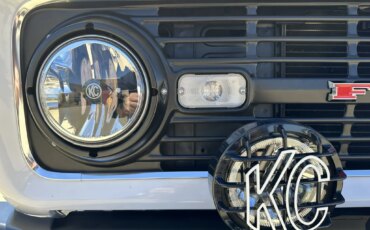 Ford-Bronco-2-door-1971-White-Charcoal-55
