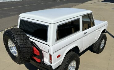 Ford-Bronco-2-door-1971-White-Charcoal-6