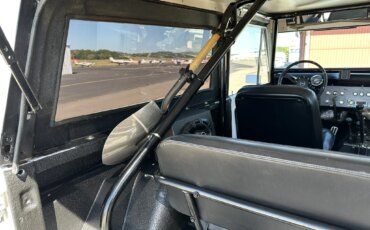 Ford-Bronco-2-door-1971-White-Charcoal-75