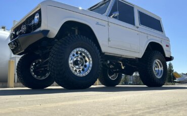 Ford-Bronco-2-door-1971-White-Charcoal-77