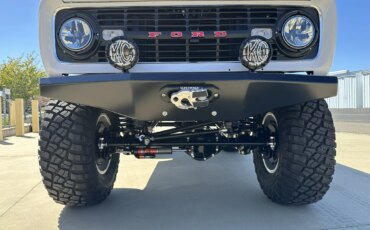Ford-Bronco-2-door-1971-White-Charcoal-90
