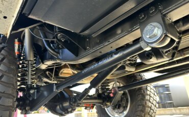 Ford-Bronco-2-door-1971-White-Charcoal-94