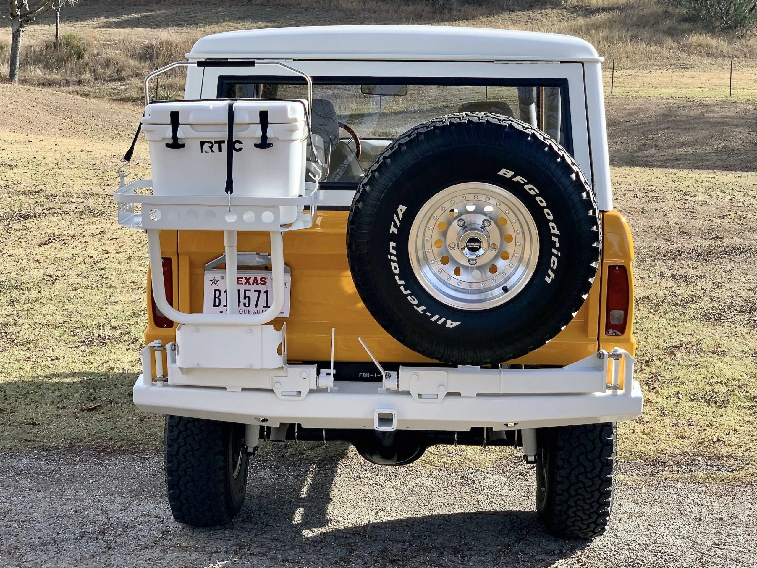 Ford-Bronco-2-door-1971-Yellow-White-14