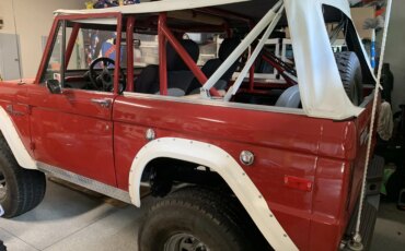 Ford-Bronco-2-door-1972-Red-Gray-13