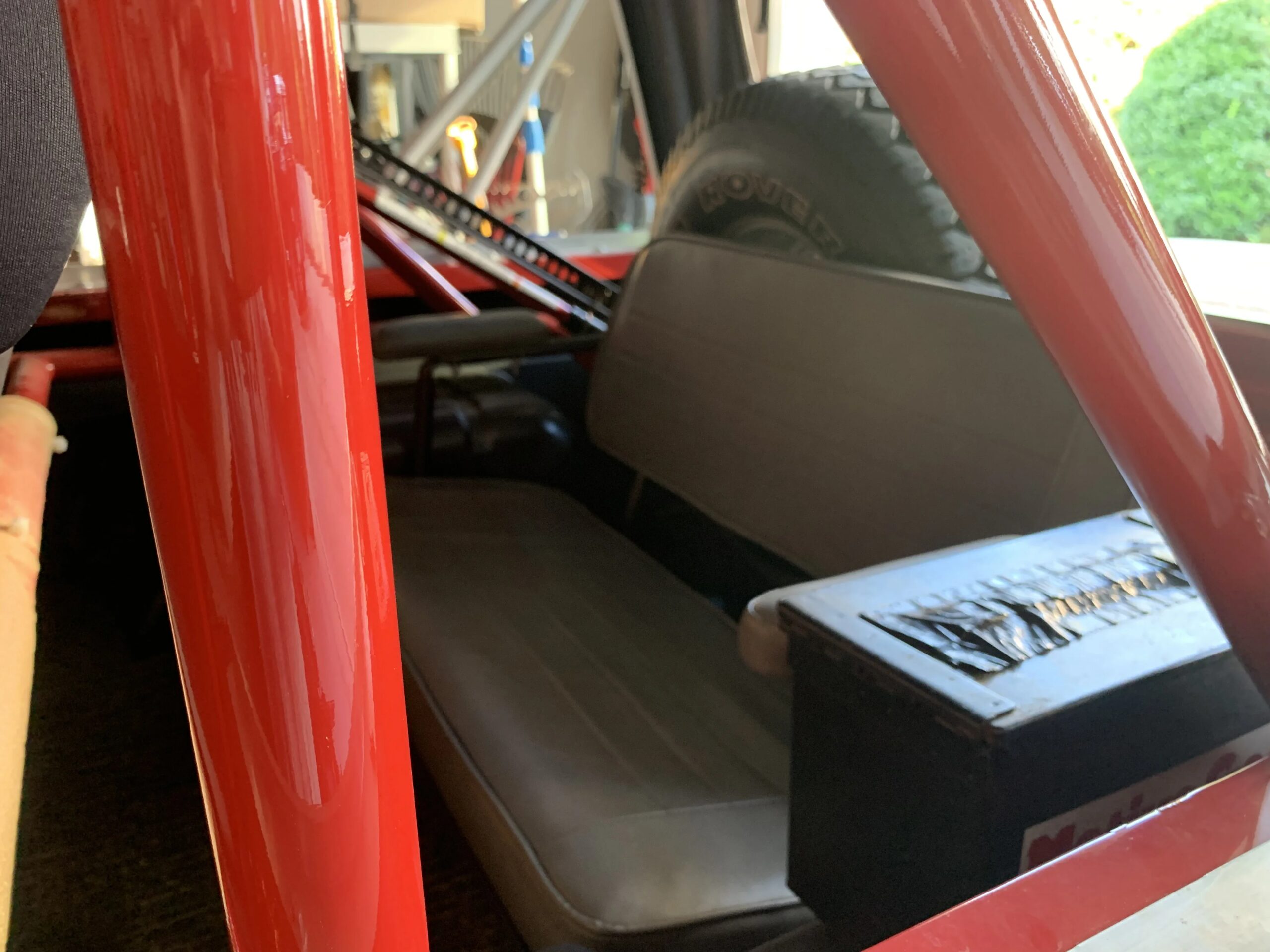 Ford-Bronco-2-door-1972-Red-Gray-14