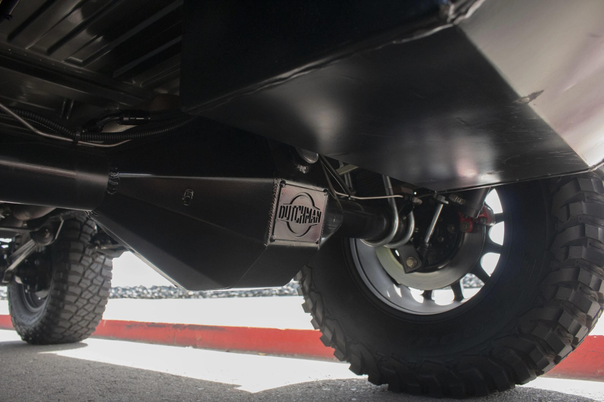Ford-Bronco-2-door-1972-Silver-Black-23