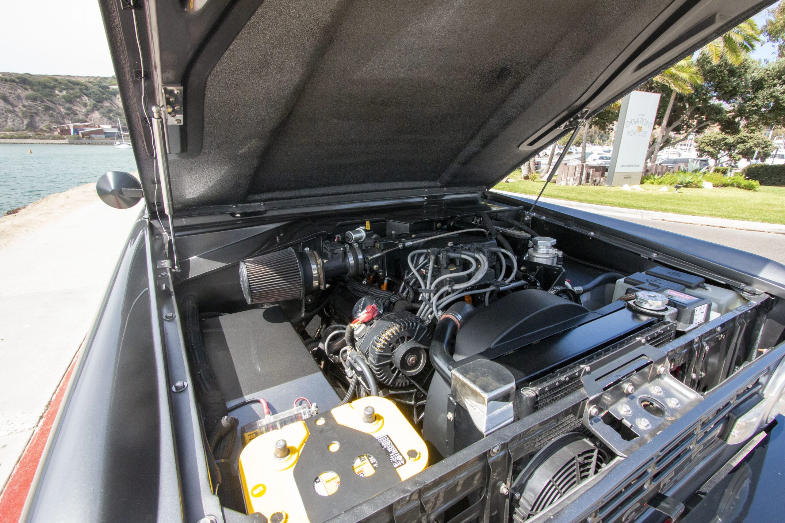 Ford-Bronco-2-door-1972-Silver-Black-33