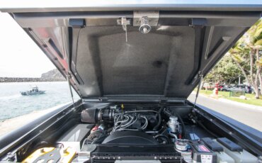 Ford-Bronco-2-door-1972-Silver-Black-36