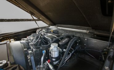 Ford-Bronco-2-door-1972-Silver-Black-37