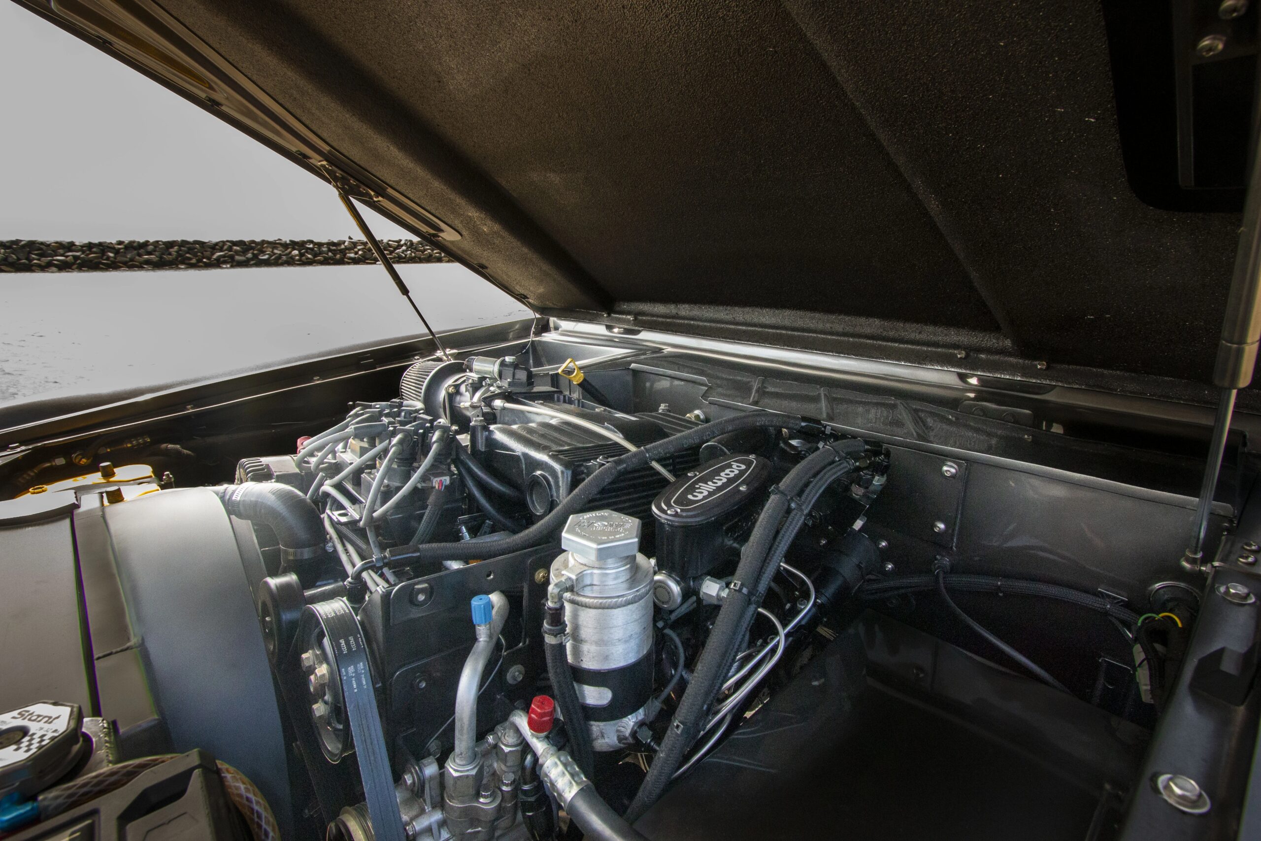 Ford-Bronco-2-door-1972-Silver-Black-37