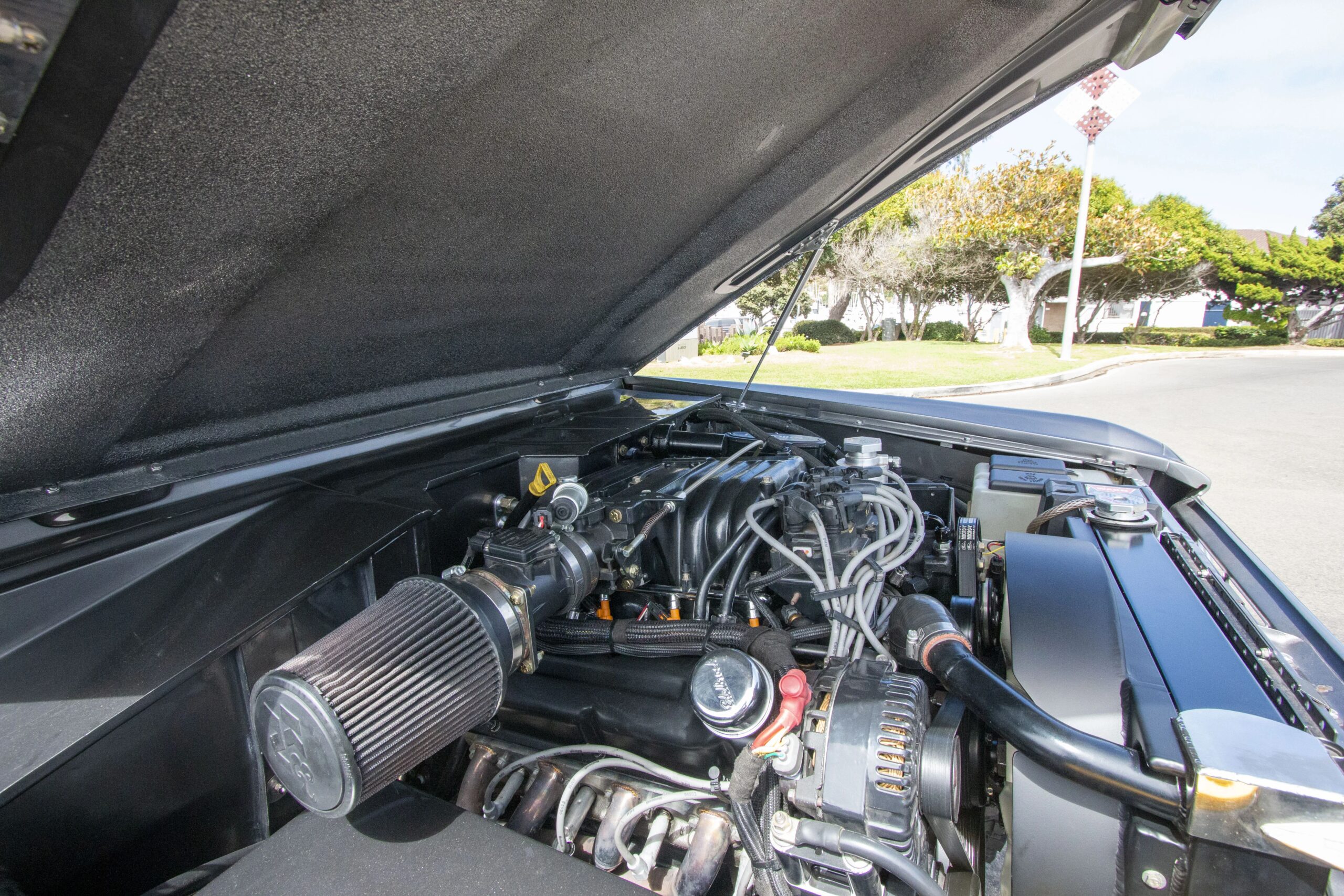 Ford-Bronco-2-door-1972-Silver-Black-38