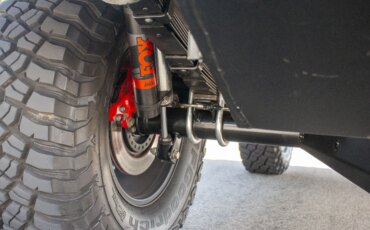 Ford-Bronco-2-door-1972-Silver-Black-41