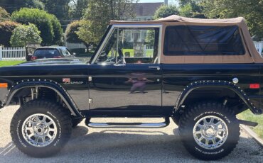 Ford-Bronco-2-door-1973-Black-Tan-1