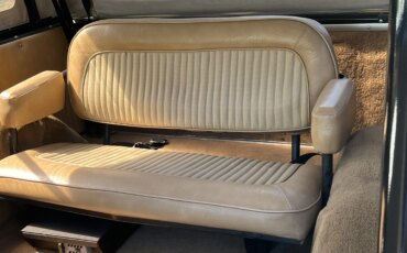 Ford-Bronco-2-door-1973-Black-Tan-11