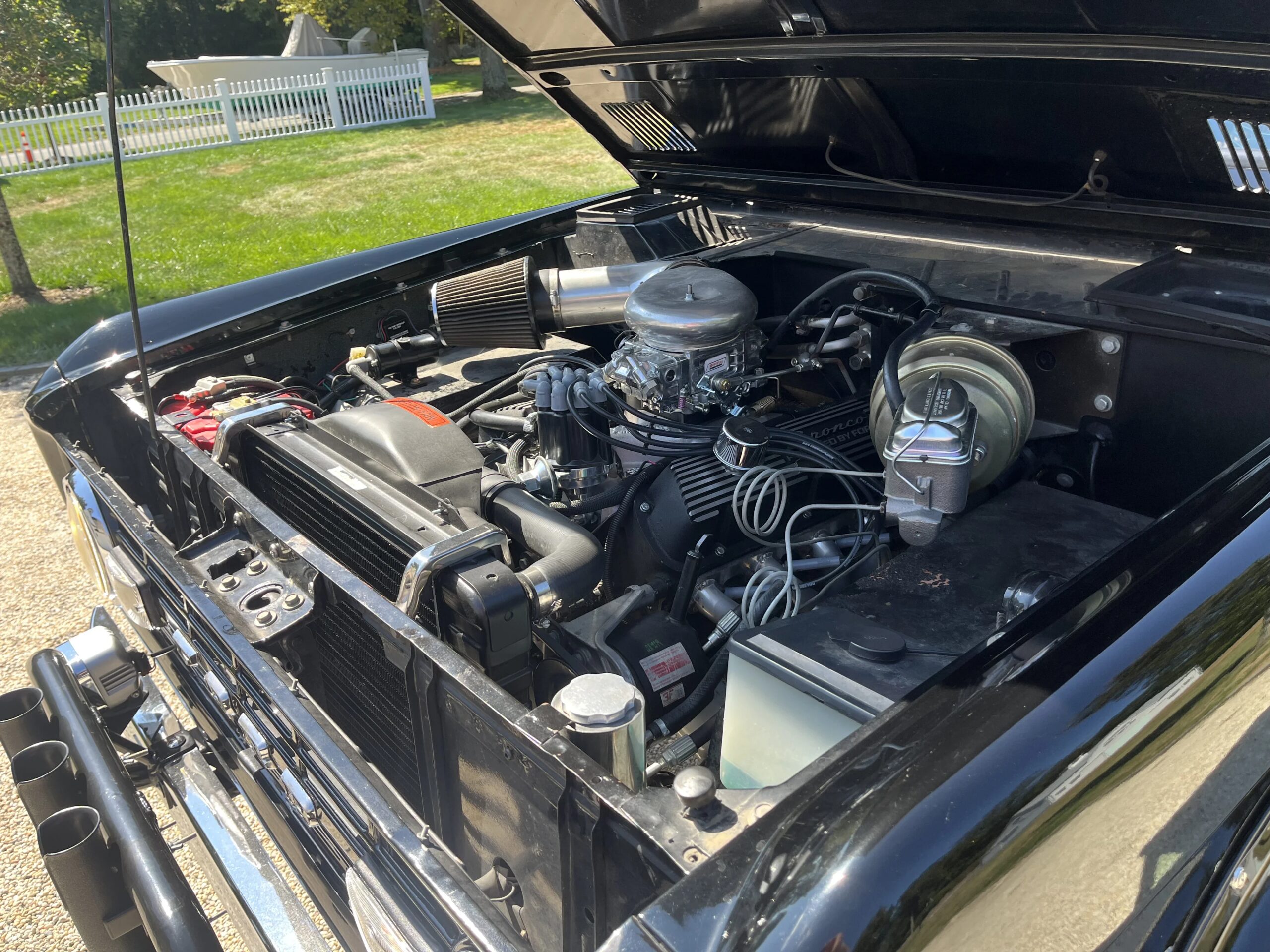 Ford-Bronco-2-door-1973-Black-Tan-5