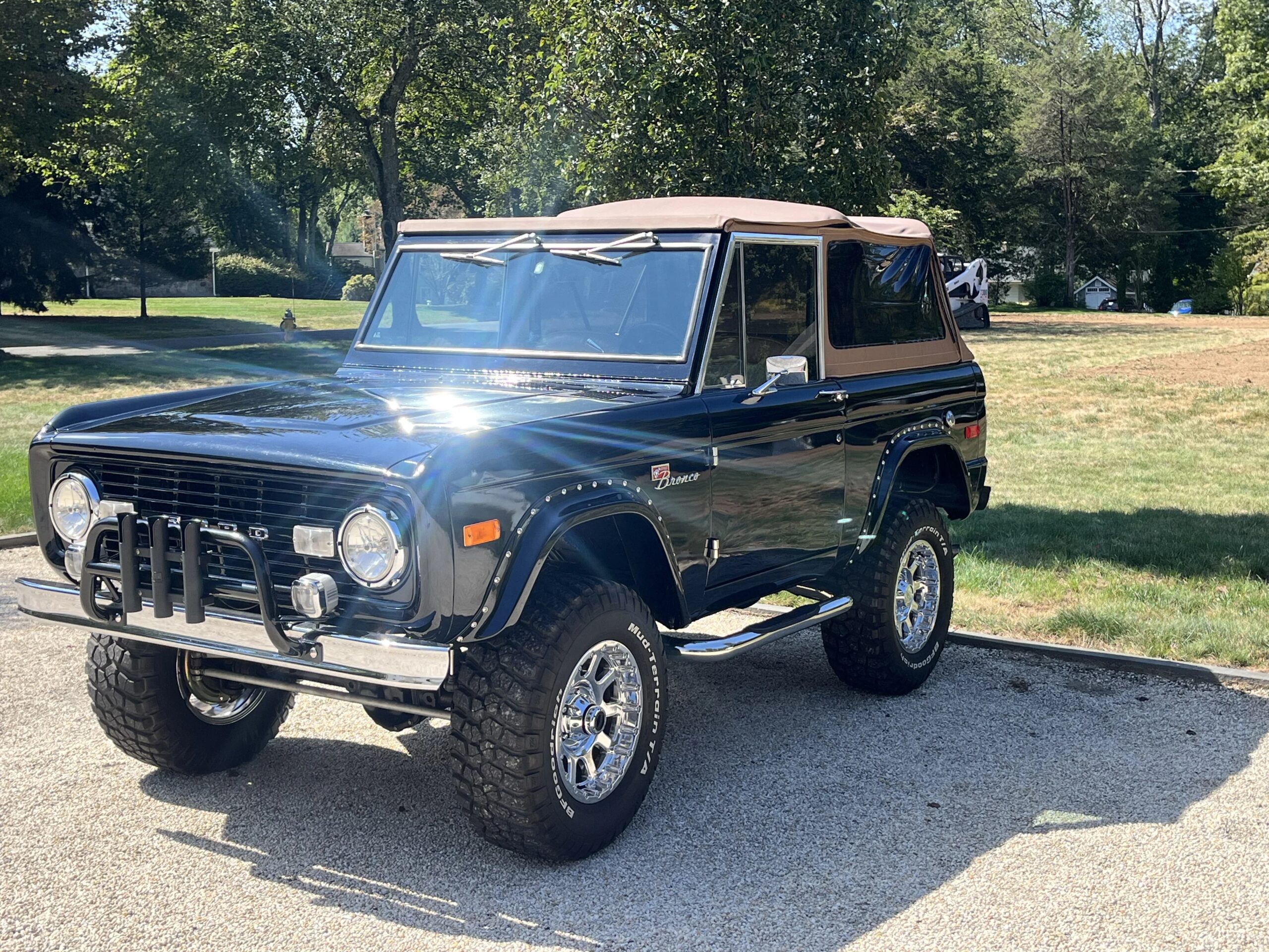 Ford-Bronco-2-door-1973-Black-Tan-8