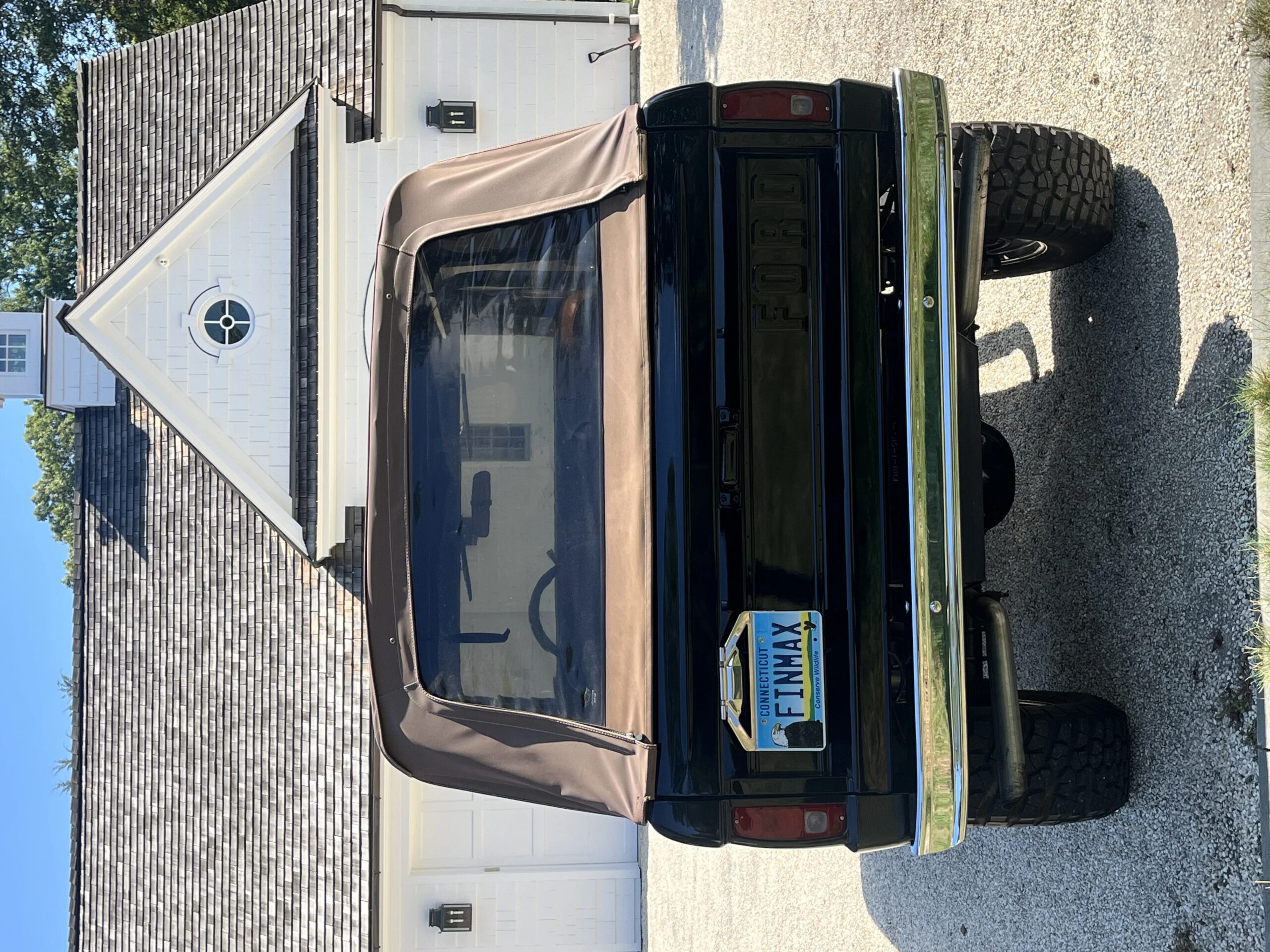 Ford-Bronco-2-door-1973-Black-Tan-9