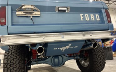 Ford-Bronco-2-door-1974-Blue-Brown-5