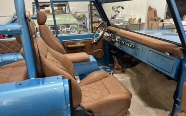 Ford-Bronco-2-door-1974-Blue-Brown-6