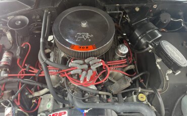 Ford-Bronco-2-door-1974-Red-Black-15