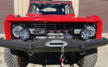 Ford-Bronco-2-door-1974-Red-Black-7