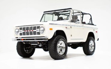 Ford-Bronco-2-door-1974-White-3