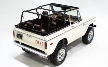 Ford-Bronco-2-door-1974-White-5