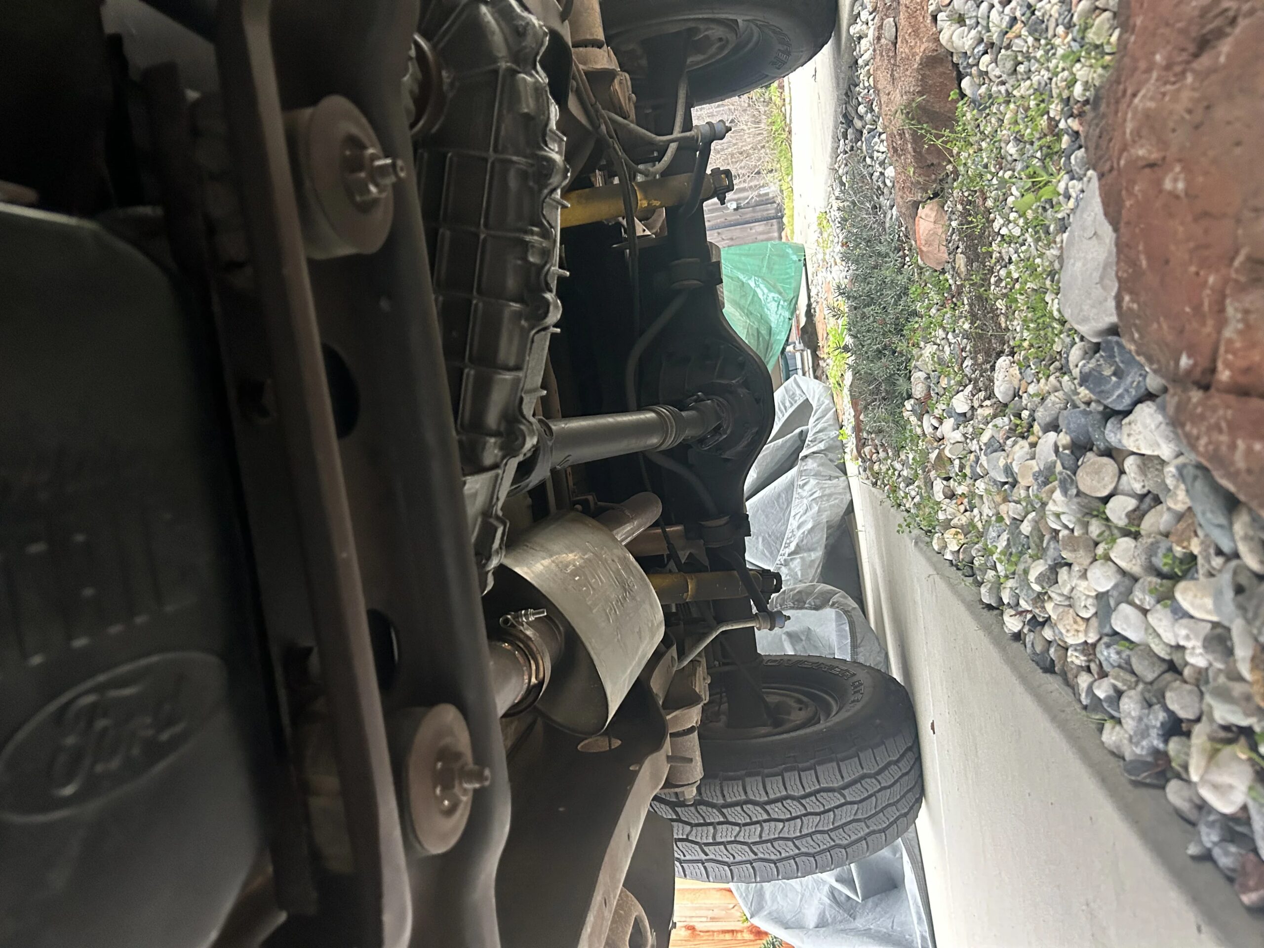 Ford-Bronco-2-door-1986-Gray-15