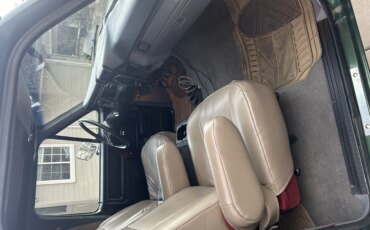 Ford-Bronco-2-door-1986-Gray-21