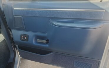 Ford-Bronco-2-door-1988-Gray-Blue-15