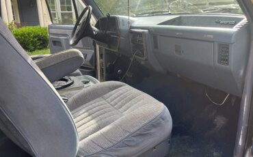 Ford-Bronco-2-door-1990-White-10