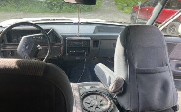 Ford-Bronco-2-door-1990-White-13