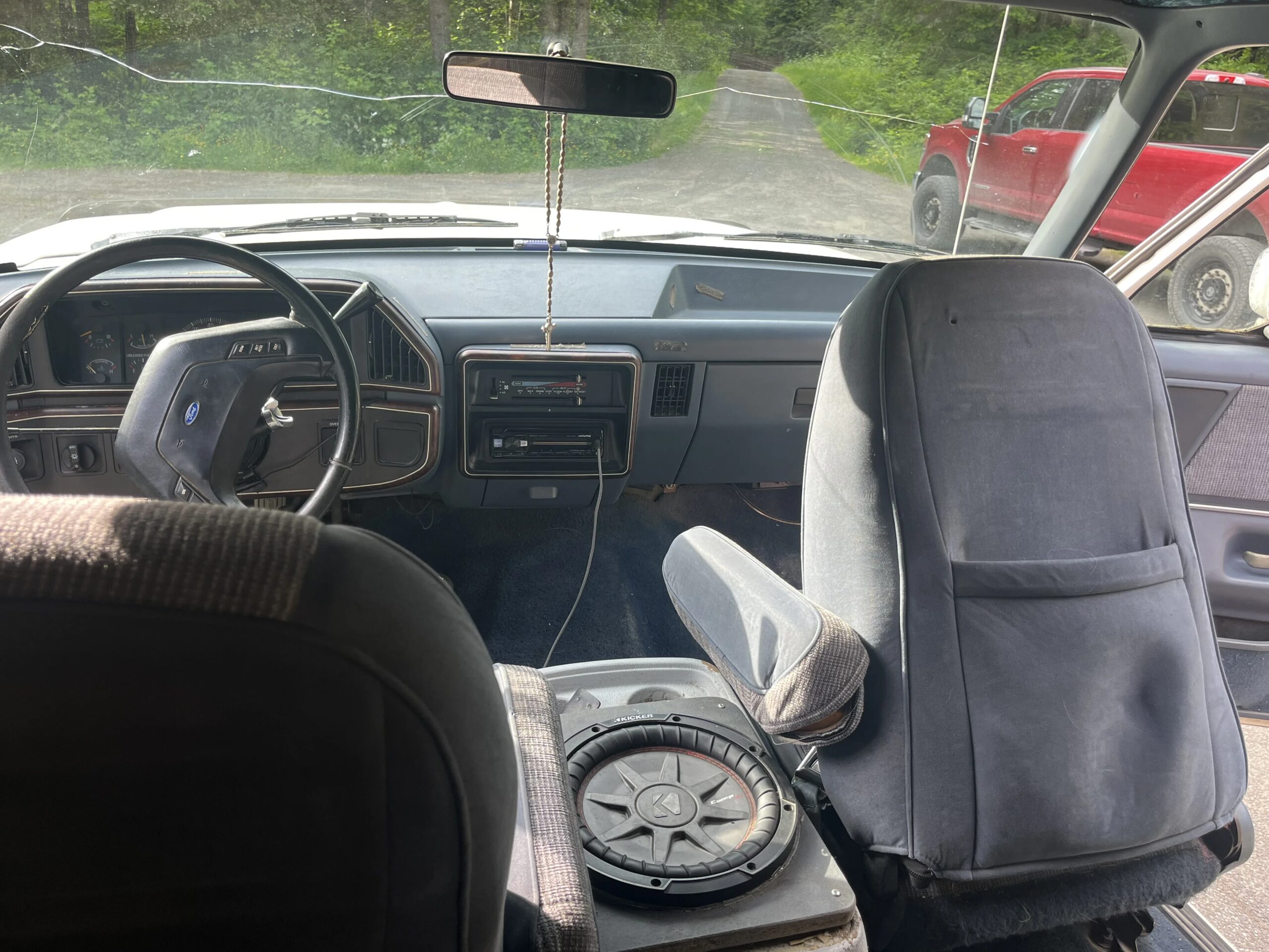 Ford-Bronco-2-door-1990-White-13