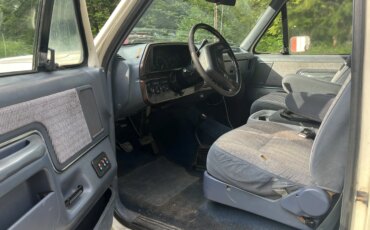 Ford-Bronco-2-door-1990-White-17