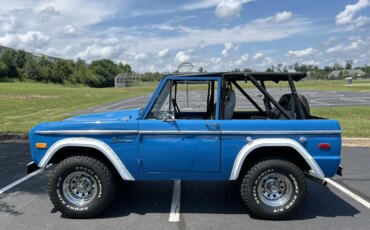 Ford-Bronco-2-door-first-edition-1975-Blue-Gray-10