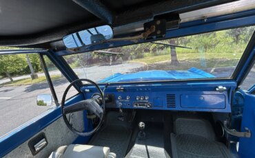 Ford-Bronco-2-door-first-edition-1975-Blue-Gray-23