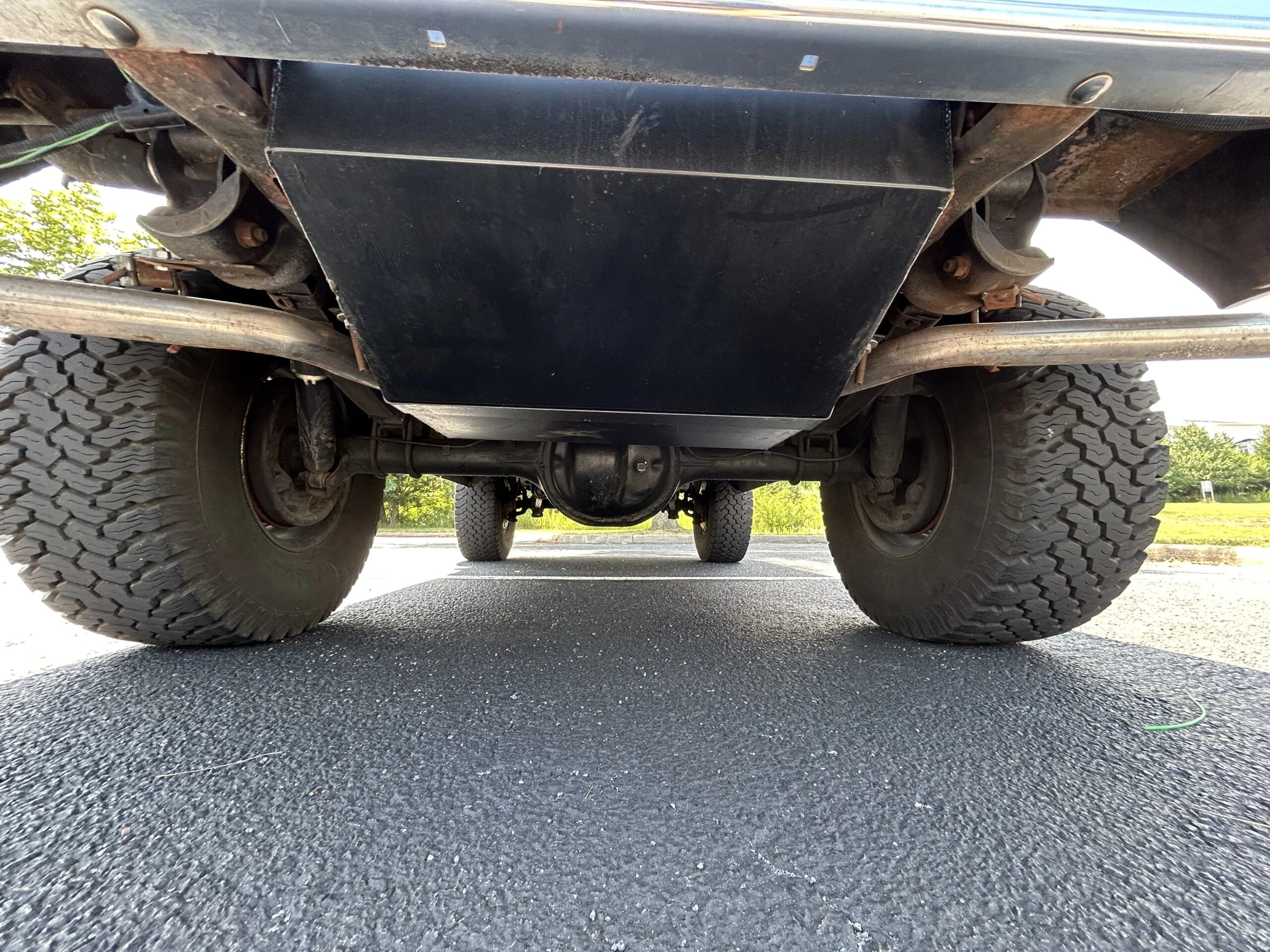 Ford-Bronco-2-door-first-edition-1975-Blue-Gray-4