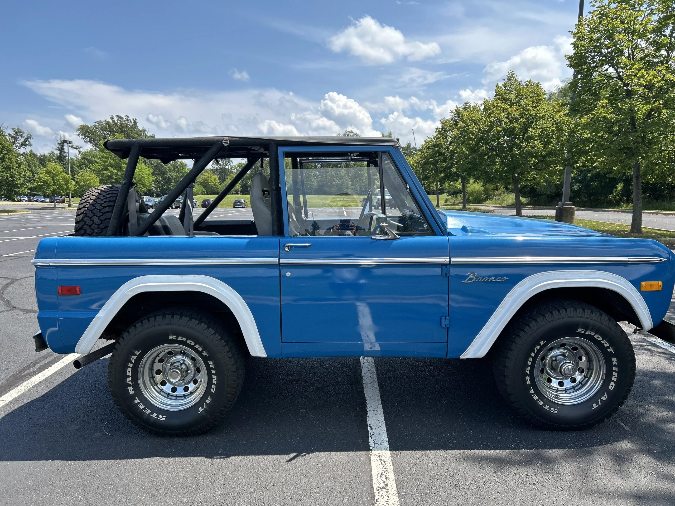 Ford-Bronco-2-door-first-edition-1975-Blue-Gray-5