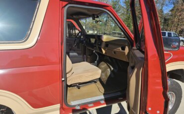 Ford-Bronco-eddie-bauer-1985-Red-Tan-1