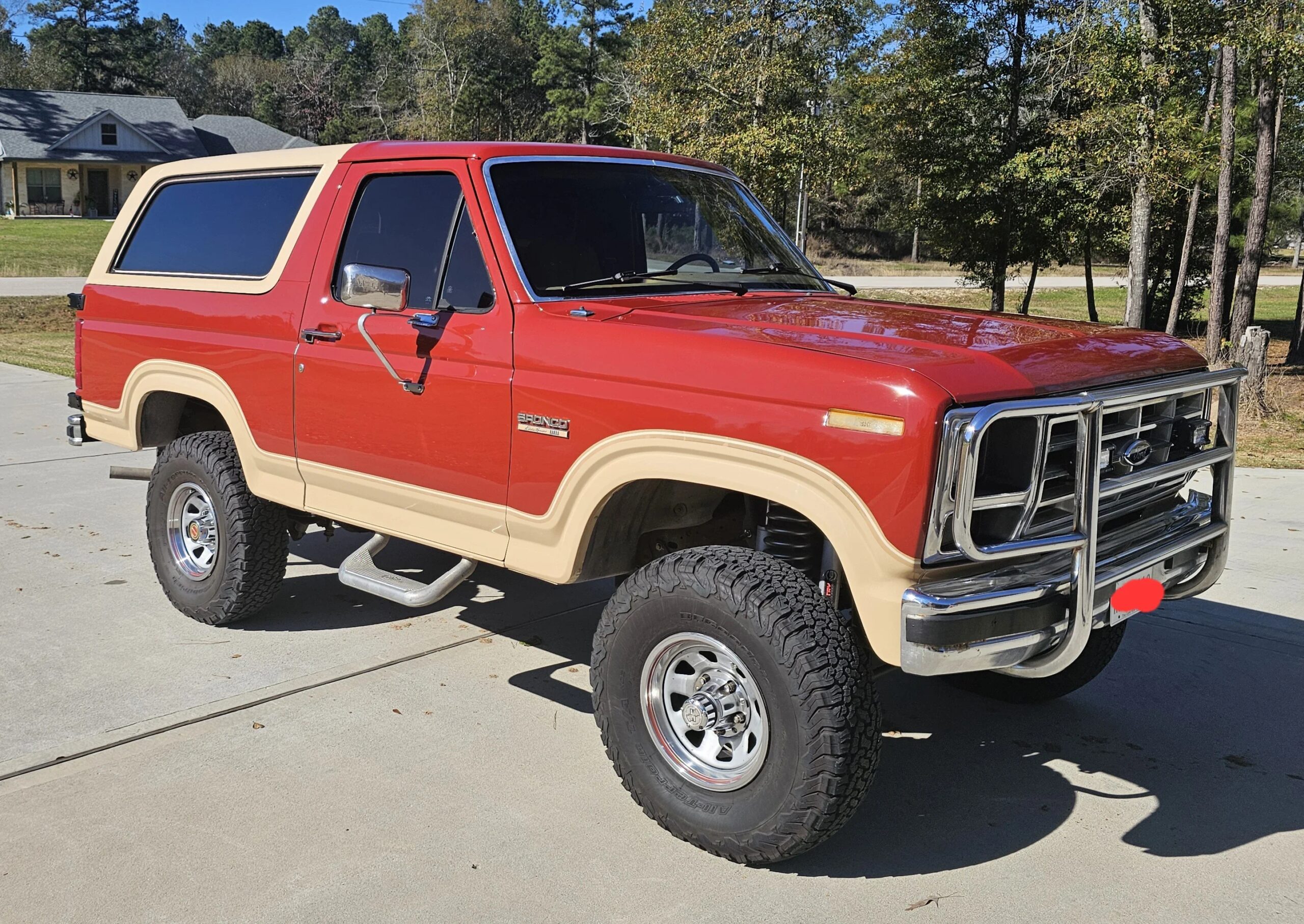 Ford-Bronco-eddie-bauer-1985-Red-Tan-6