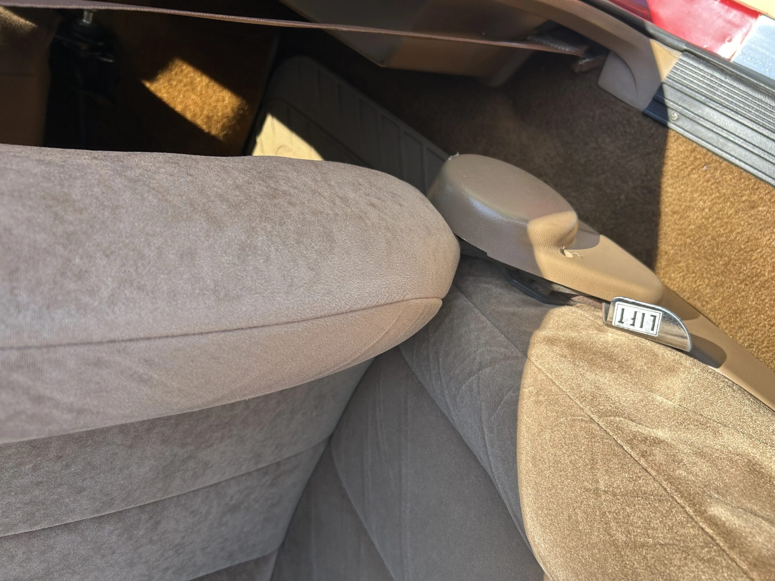Ford-Bronco-eddie-bauer-1991-Red-Beige-25