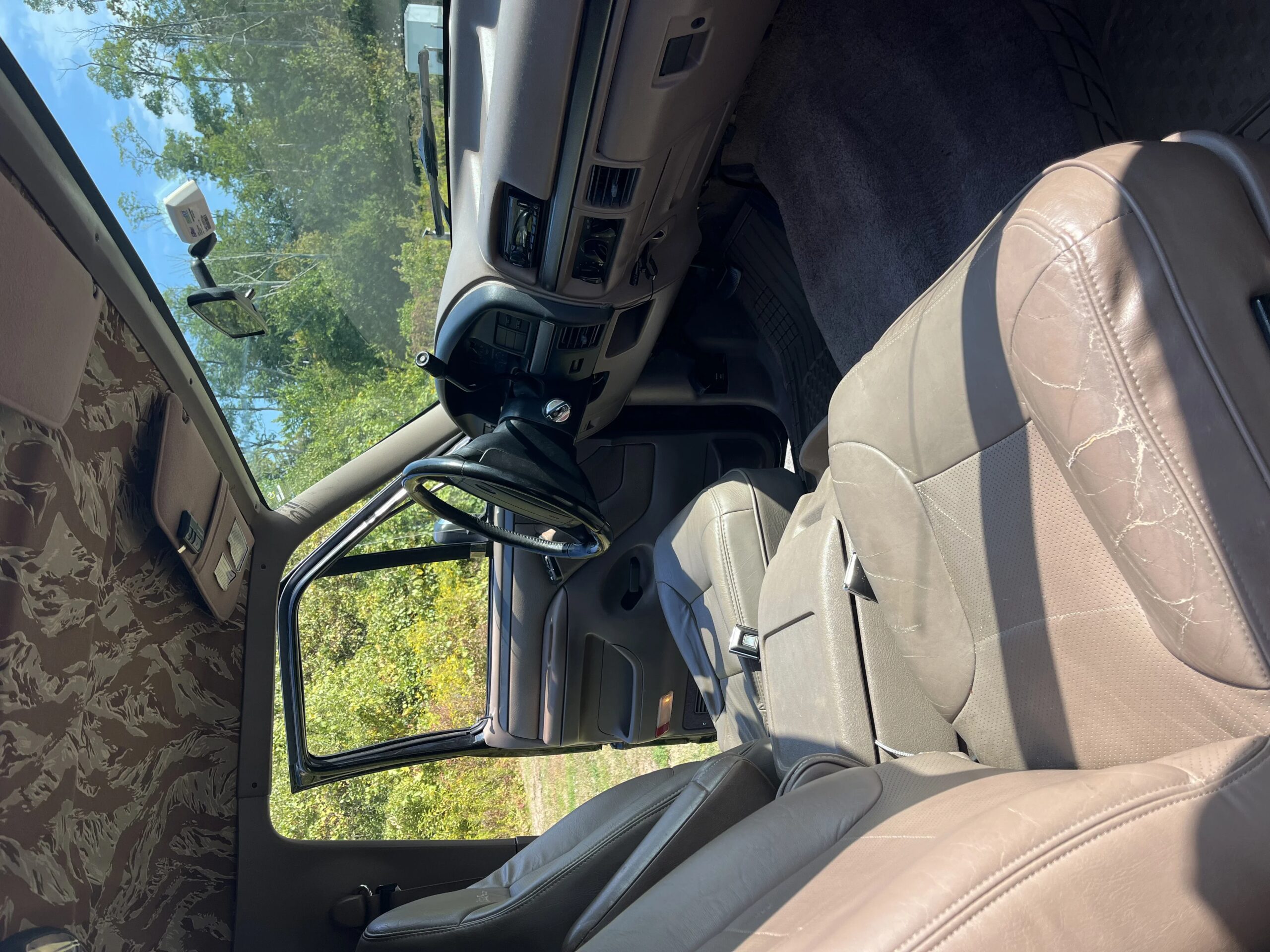 Ford-Bronco-eddie-bauer-1995-Black-Tan-14