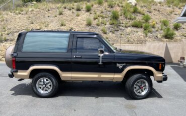 Ford-Bronco-ii-4wd-1988-Black-Tan-1