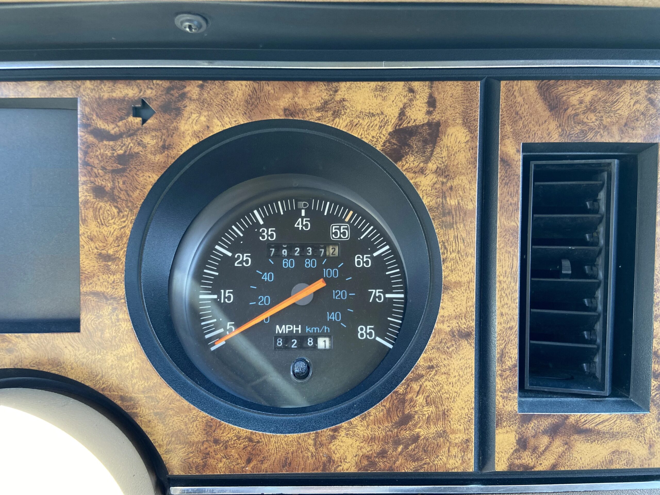 Ford-Bronco-ii-4wd-1988-Black-Tan-8