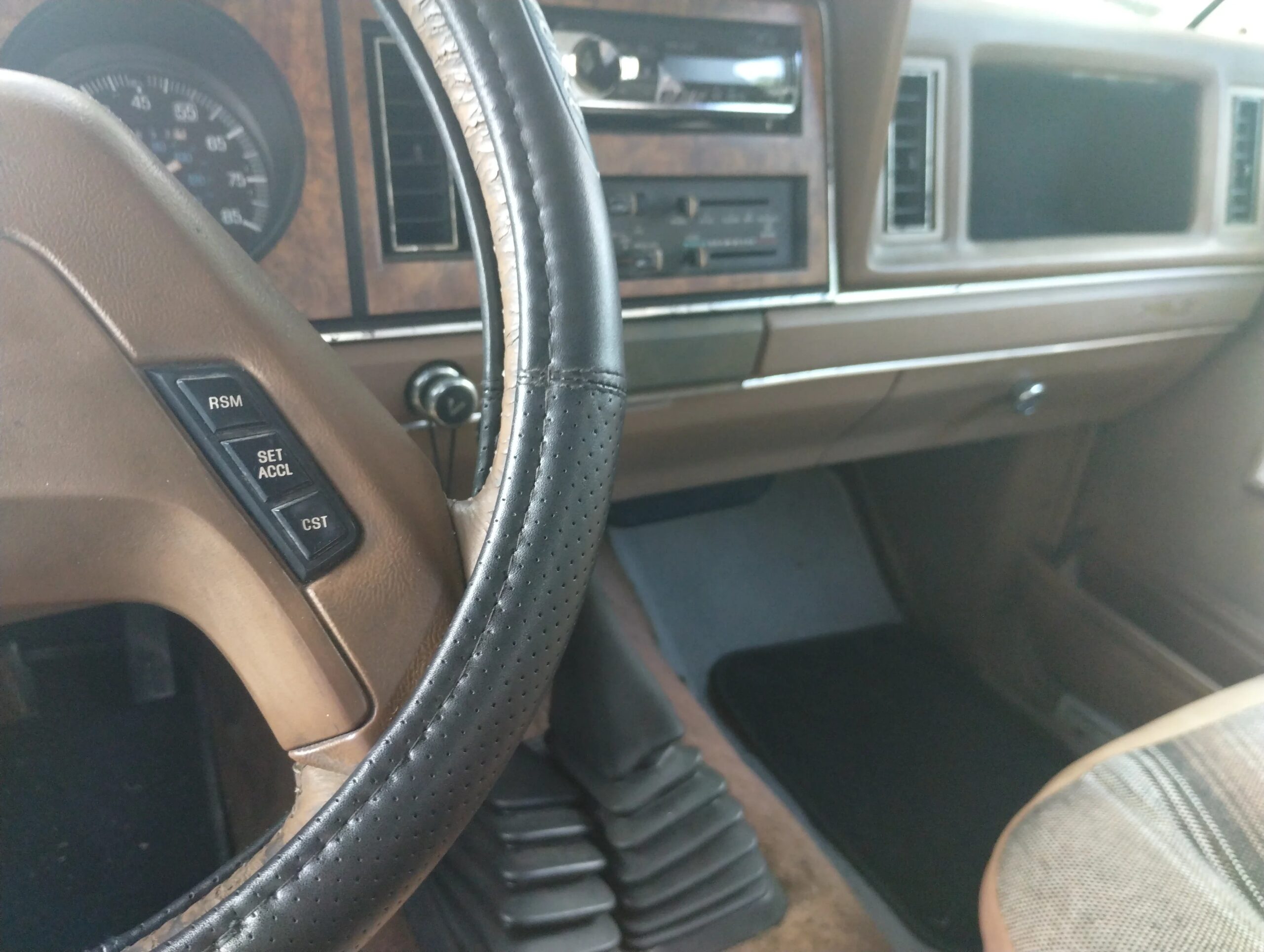Ford-Bronco-ii-4wd-1988-Brown-Beige-8