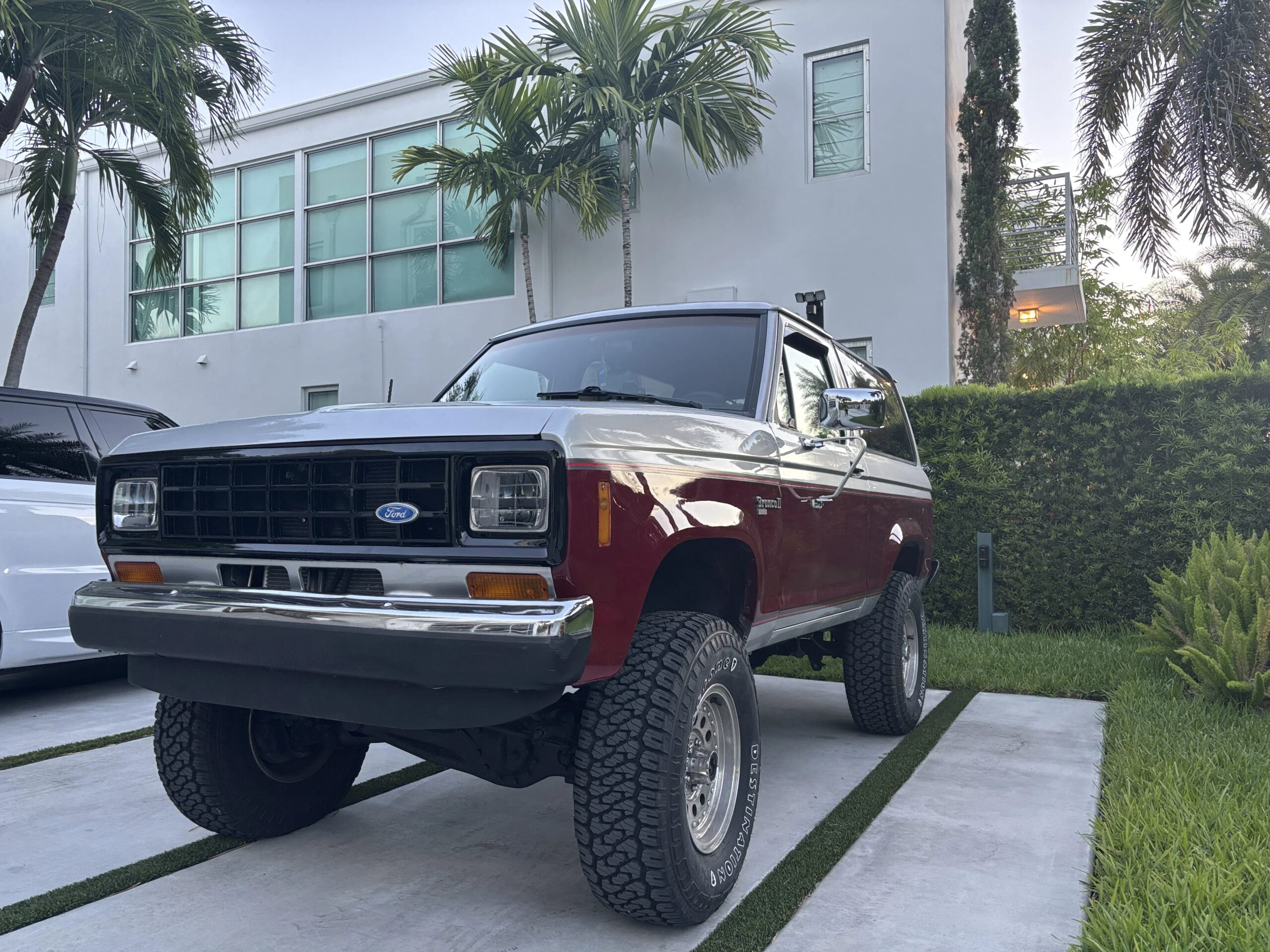 Ford-Bronco-ii-4wd-1988-Red-Red-7