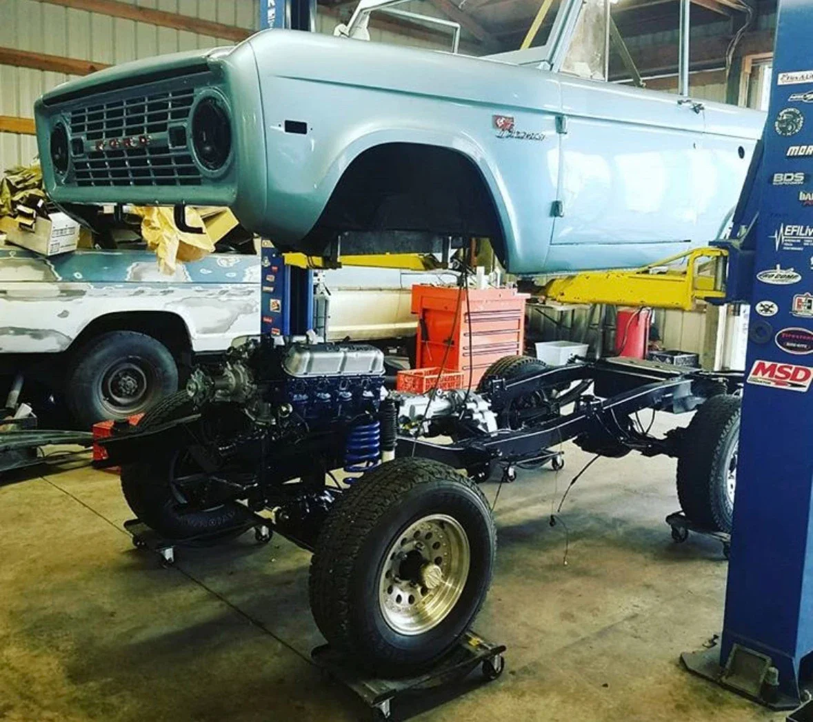 Ford-Bronco-sport-1971-Blue-Black-10