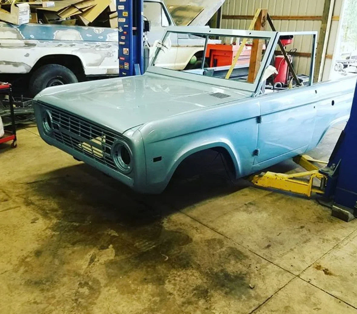 Ford-Bronco-sport-1971-Blue-Black-12